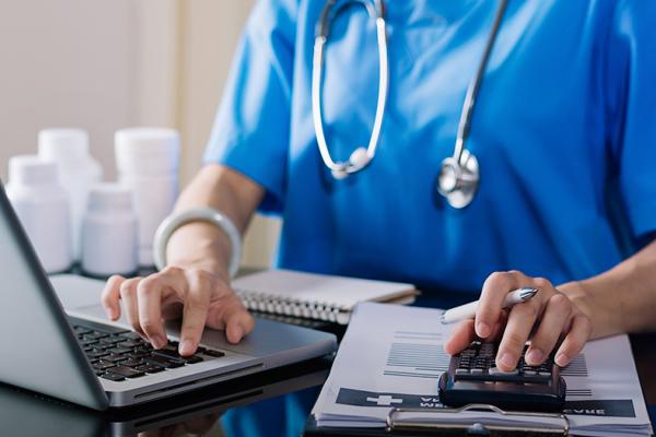 Equiparação Hospitalar: O que é e como beneficia empresas médicas